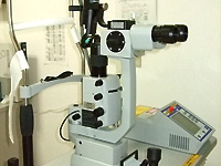 診察室内 光線力学的療法（PDT）用レーザー